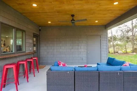 Drummond House - Ada-Friendly Nashville Retreat
